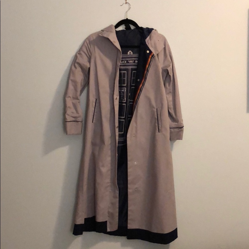 Doctor Who 13th doctor coat